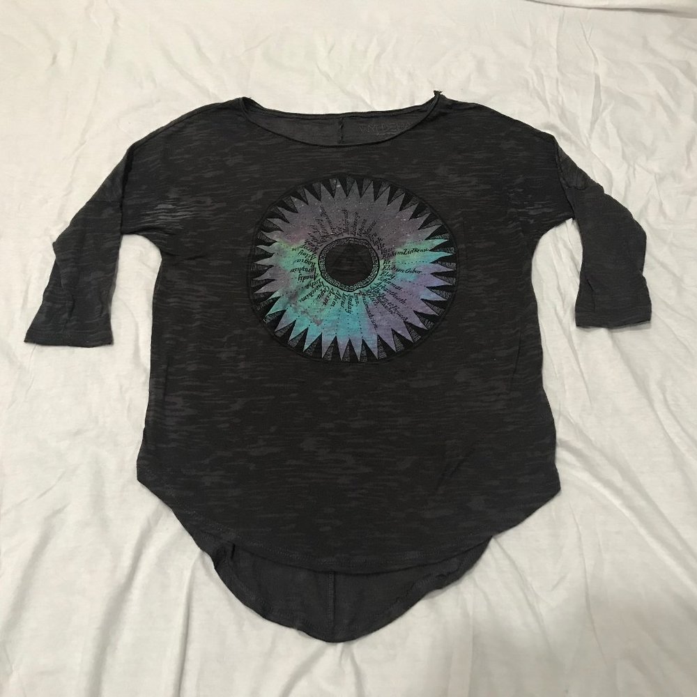 Star sign design three quarter sleeve shirt